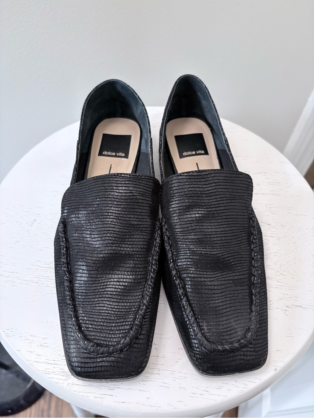 Dolce Vita Women’s Black Lizard-Embossed Slip-On Loafers